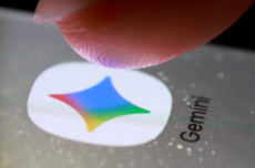 击败OpenAI、让马斯克不满 路透:谷歌拿下苹果AI大单赢得重大胜利