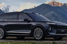 中国尺寸最大的纯电SUV爆单！蔚来全新ES8第五万台交付 用时仅120天