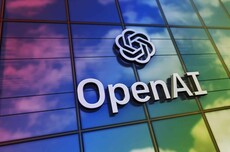 OpenAI确认旗下首款AI硬件今年下半年发布，形态有望为“一支笔”