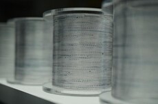 让智能穿在身上！复旦大学研制“纤维芯片”