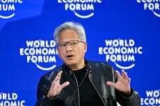 黄仁勋称AI机器人是欧洲“几代人难得一遇”的重大机遇