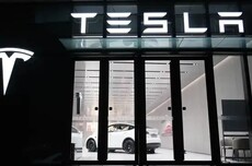 特斯拉芯片路线图：追赶英伟达，AI芯片9个月迭代