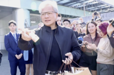 黄仁勋：未获大陆新订单，台湾40%芯片产能转美国系误读