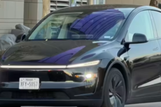 特斯拉在奥斯汀向公众开放无安全员Robotaxi,有人试了38次没叫到