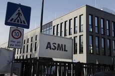 阿斯麦宣布精简技术和IT部门 拟在荷兰与美国净裁减1700个岗位