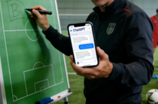 前索契主帅因过度使用AI被解雇！AI选的前锋10场0进球