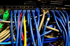 最低每月几十元！我国2/3城市达千兆宽带标准 去年家庭户均553.4Mbps