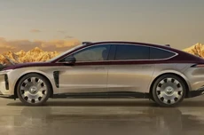 蔚来推送Cedar雪松1.4.0系统更新：新增“NWM人机共驾”模式