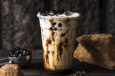 阿里千问30亿春节战打响！受伤的又是奶茶店员 多家门店临时关闭