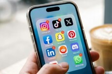 西班牙成为欧洲首个禁止16岁以下青少年使用社交媒体的国家