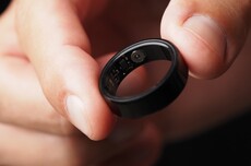 单枚毛利低至5毛钱 智能戒指未火先“卷”