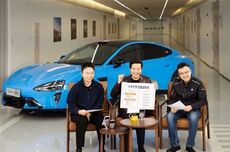 雷军：第一代小米SU7已停售 个别车商为了蹭流量又哭又闹 欢迎大家帮我们举报