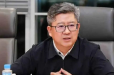 80后毛晓刚调任新京报社党委书记、社长