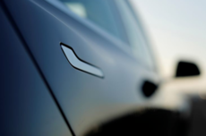 世界首例！中国官方出手规范隐藏门把手：外媒纷纷点赞