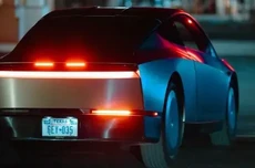 特斯拉Robotaxi战略揭秘：双座Cybercab主攻90%出行场景