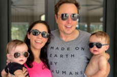 马斯克：有钱也买不到幸福