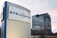 全球第四大汽车巨头，突然爆雷！