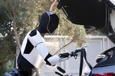 马斯克情人节“挥刀自宫”！为了一己私利，还是造福全人类？