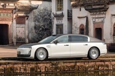 华为余承东：大年三十 尊界S800将再登总台春晚！