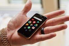 消息称某厂下一代小屏机评估双2亿影像，预计为小米旗下