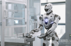 突破场景瓶颈！众擎机器人公布人形机器人起身专利