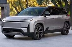 丰田在美逆势推出电动汉兰达，最大续航超500公里