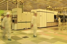 欧洲反击：美国也依赖我们关键芯片技术 小心断供ASML光刻机等