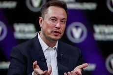 马斯克称特斯拉市值或超百万亿美元：需要付出巨大努力