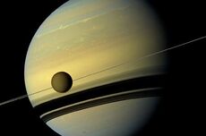 土卫六 / 土星环起源新假说：两颗卫星“撞”出来的