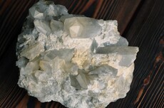 全球最大镍矿断供式大减产，“镍荒”蔓延谁先顶不住？