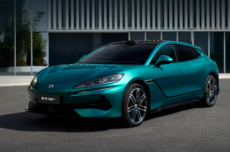 告别续航焦虑！腾势Z9GT纯电续航1036公里创全球纪录