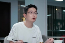 王兴兴回应德国总理参观宇树