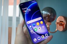 小屏用户的梦想旗舰降临！一加15T关键信息都在这了