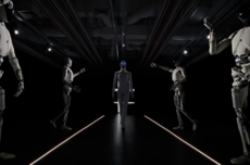 何小鹏内部信要全球率先量产,什么是“高阶”人形机器人?