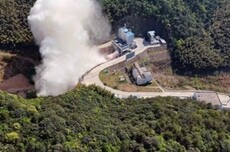 220吨级液氧甲烷火箭发动机 蓝箭航天蓝焱完成整机试车