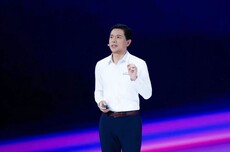 广告垮了、AI救了？李彦宏和百度的“破与立”