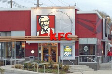 肯德基上线AI点餐助手“小K”,基于阿里千问大模型打造