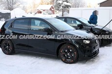 大众纯电ID. Polo路测图曝光：黑红双拼轮毂亮眼