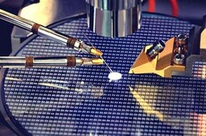 抛弃幻想 北大、清华等呼吁打造国半导体龙头：对标ASML