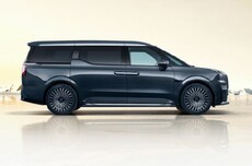 焕新极氪009今年第二季度上市：均为纯电车型，全栈900V高压架构