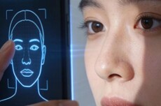 复旦教授：千万别在洗澡时做人脸认证 摄像头覆盖区域都能看到