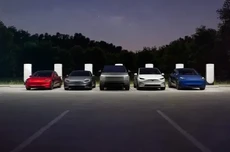 特斯拉史上最大超级充电站今年开建：超400个V4充电桩