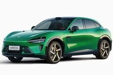 卖爆原因揭秘！小米YU7 2月份销量位列全国乘用车销量前三：雷军傲娇表态