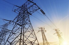 AI耗电催生新联盟：谷歌、特斯拉等七巨头联手推动“电网利用革命”