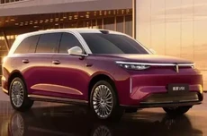 长城魏牌V9X六座SUV内饰细节公布，集齐“冰箱、彩电、大沙发”