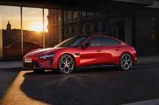 雷军：新一代SU7驾驶质感继承了Ultra那味儿