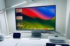 AI进展拖慢产品节奏，苹果推迟智能家用显示器发布，等待新版Siri