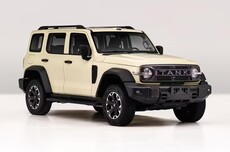 长城新款坦克300申报：Hi4-T/Hi4-Z插混、车身加长、配备激光雷达