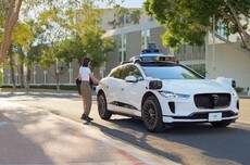 谷歌Waymo晒成绩：自动驾驶里程破2.74亿公里