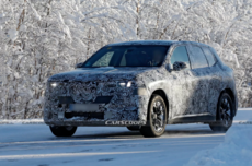 2028款iX1原型路测图曝光，宝马最小纯电SUV